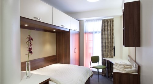 Storm Jameson Court, Leeds 1