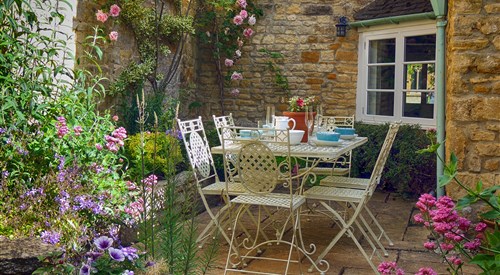 Century House, Moreton in Marsh 1