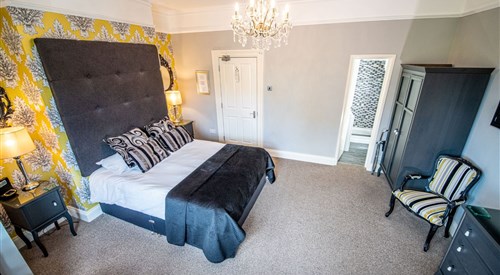 Amarillo, Bournemouth 3