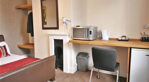 Central Hotel Cheltenham 4