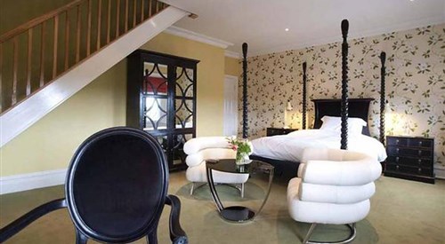 The Cleveland Tontine, Northallerton 3