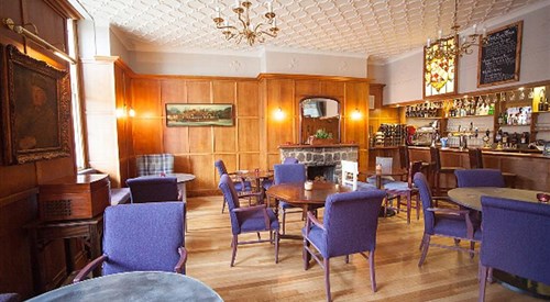 Norfolk Arms Hotel, Arundel 3