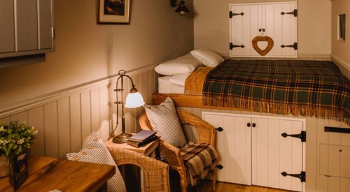 Fair Oak Farm, Mayfield 2