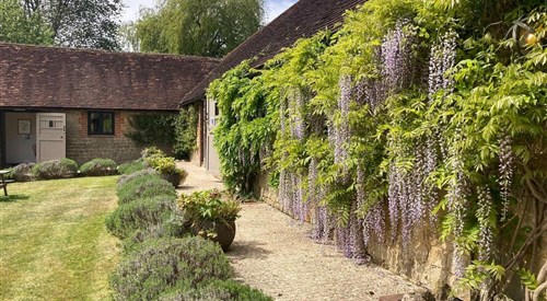 The Halfway Bridge Inn, Petworth 3
