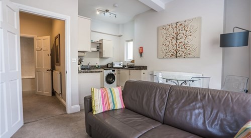 Apartment 11 Astor House, Torquay 1