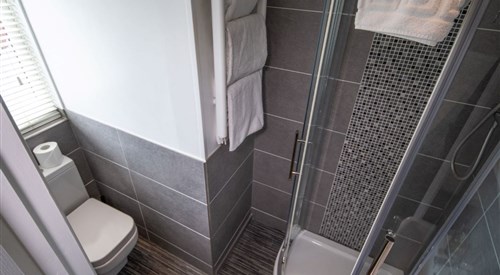 Amarillo, Bournemouth 2