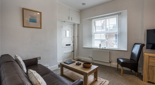 Apartment 13 Trinity Mews, Torquay 2