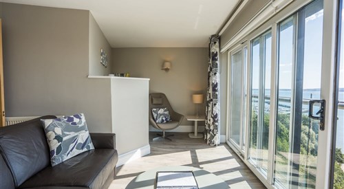 Apartment  No 16 Astor House, Torquay 3