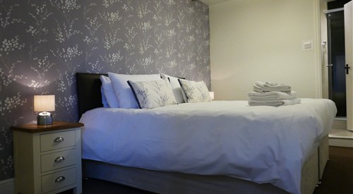 The Victoria, Bell Busk 3