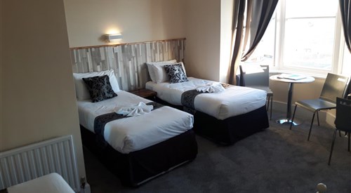 New Madeira Hotel, Brighton 3