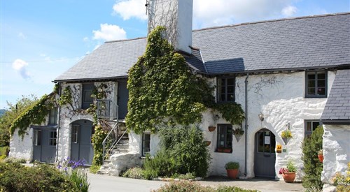 Dolgun Uchaf Guesthouse, Dolgellau 1