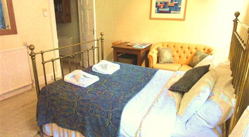 Anzac Street Bistro, Dartmouth 1