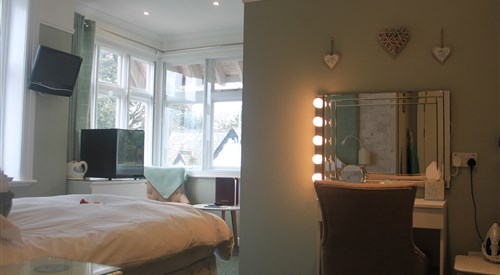 The Red House, Falmouth 4