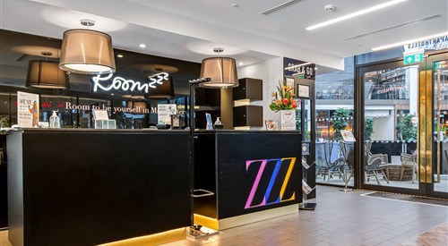 Roomzzz Manchester Victoria 1