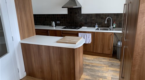 Village Tavern Apartment, Wishaw 1