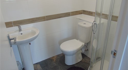 Harlinger Lodge, Charlton 4