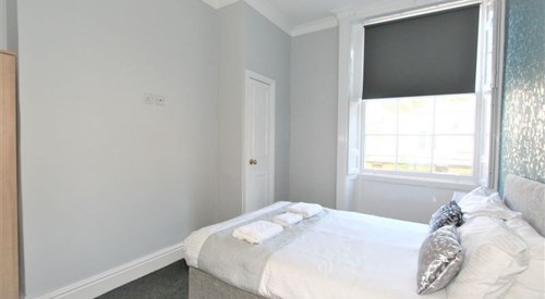 Albion Street Serviced Apartments, Cheltenham 1