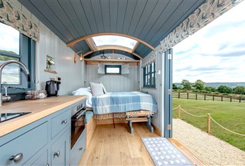 Dreamview Shepherds Huts photo 2