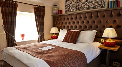 Cross Hands Hotel, Bristol 1