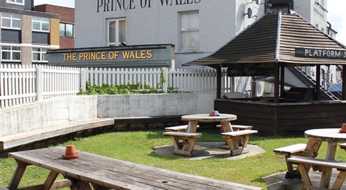 The Prince of Wales, Reigate 1