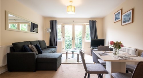 Apartment 4, Worksop 3