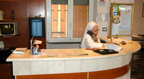 Casa Nostra Signora del Sacro Cuore , Rome 2