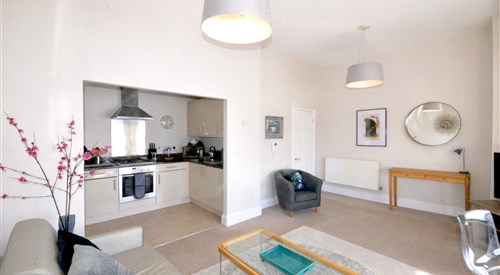 Apartment No 3 Astor House, Torquay 1
