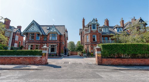 Clementine's Guest House 1