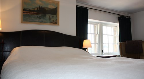 Manor Farm Bed & Breakfast, Castle Combe 2