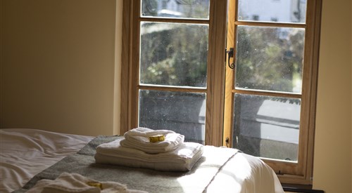 The Leaping Salmon, Yelverton 1