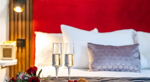 Berkeley Square Hotel, Bristol 1