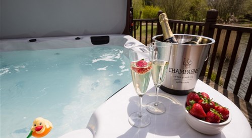 Woodpecker Lodge, Badwell Ash 3