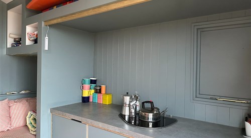 Hut 90, Seasalter Beach, Whitstable 2