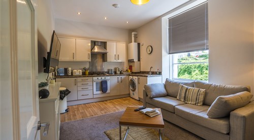 Apartment 5 Astor House, Torquay 3