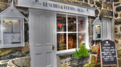 Plas Tan-Yr-Allt Historic Country House B&B, Gwynedd 2