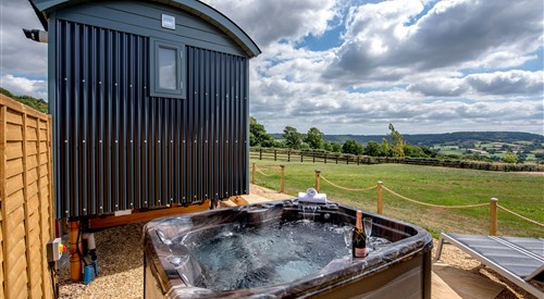 Dreamview Shepherds Huts, Cullompton 1