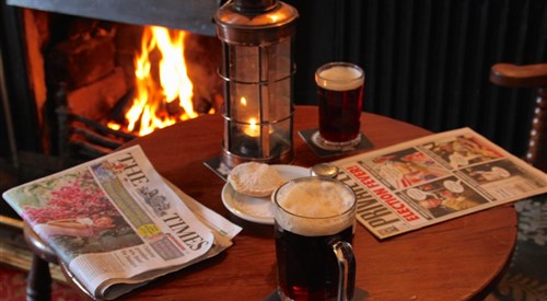 Crown and Trumpet Inn, Broadway 2