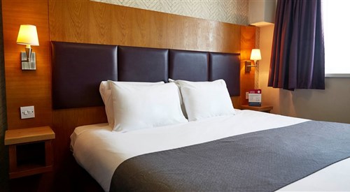 De Trafford Arms Hotel, Alderley Edge 1