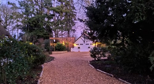 Thatched Eaves, Ringwood 3