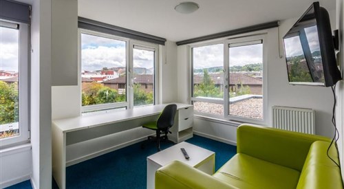 Destiny Student - Murano, Edinburgh 4