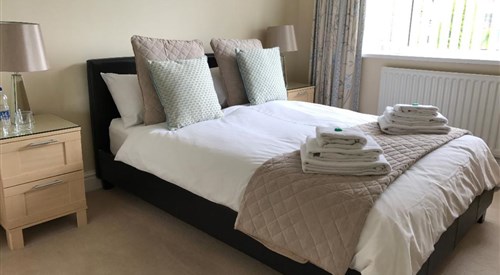 Queens Road Rental - Winchester Accommodation, Winchester