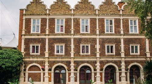 Safestay Holland Park, London