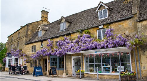 Crown and Trumpet Inn, Broadway 3