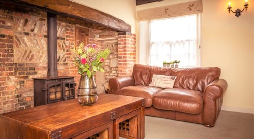 Pear Tree Cottage, Willingdon 3