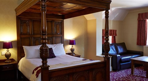 The Fieldhead Hotel, Leicester  1