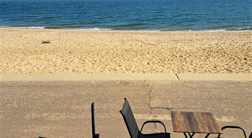 E19, Holland On Sea Beach 3