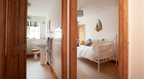 Farndale Cottage, Whitby 4