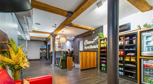 Roomzzz Manchester City 3