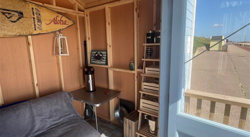 Dickies Beach Hut Hire, Gorleston Beach, Gorleston Great Yarmouth 3