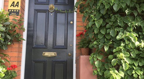 The Glastonbury Town House, Glastonbury 1